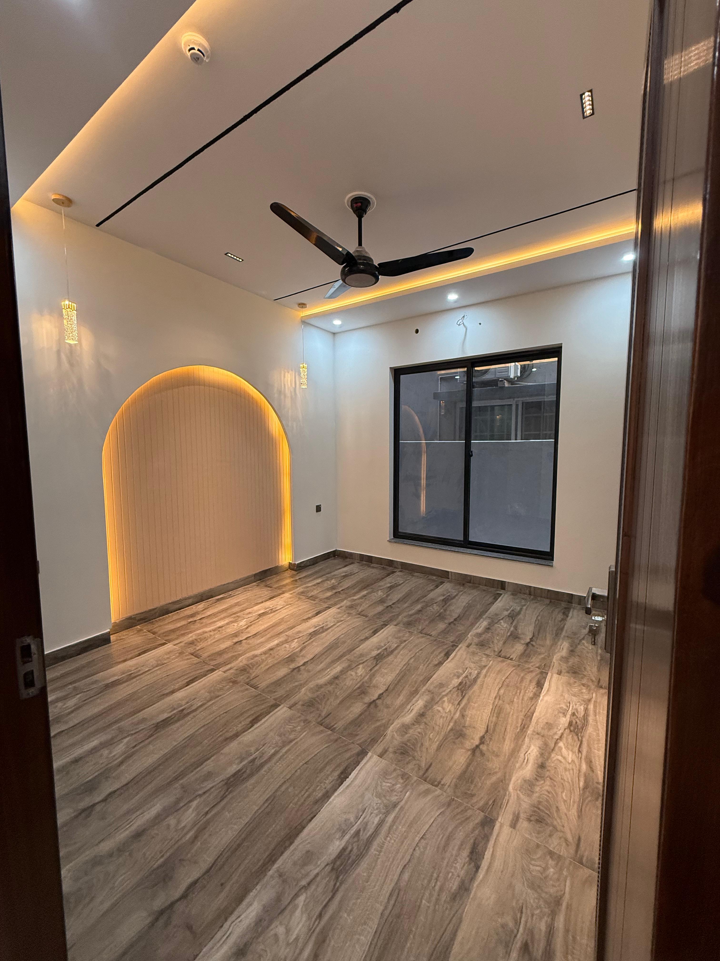 Warehouse For Rent